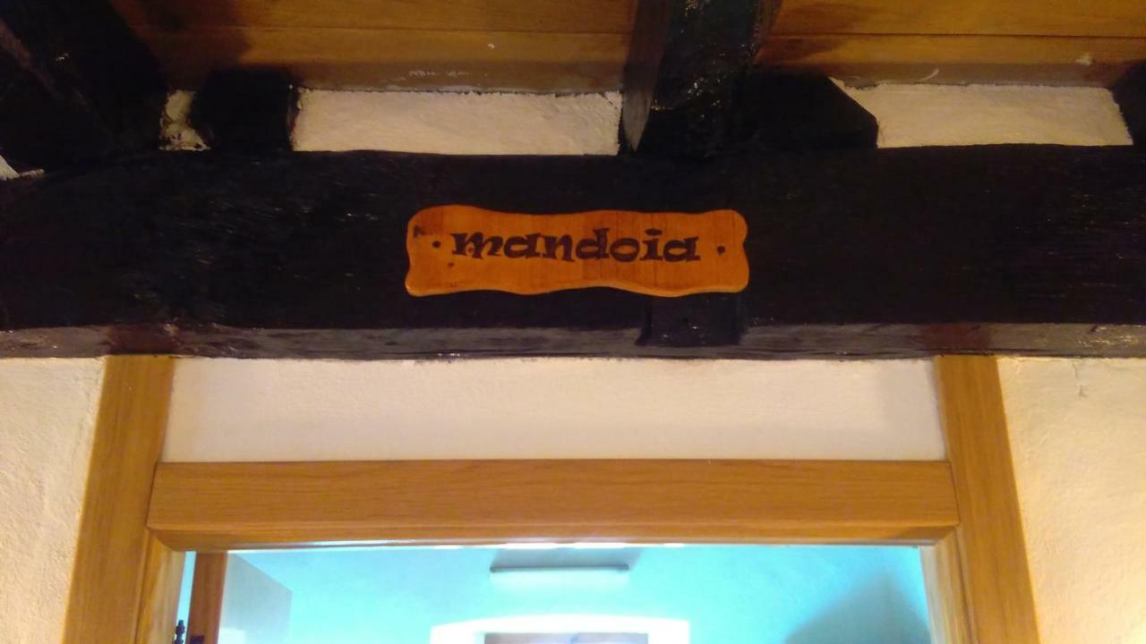 Albergue Mandoia Aterpetxea Arantzazu Exterior photo